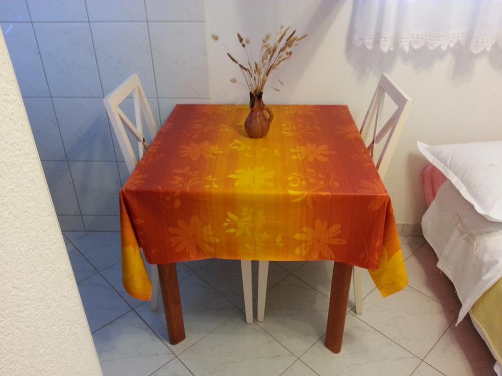 Apartment Marija Trogir Zimmer foto